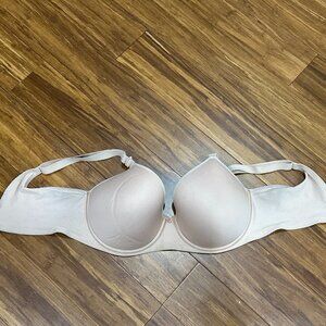 32DD Chantelle Comfort Chic Full Coverage Moulded Bra Cups